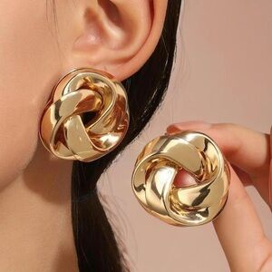 New Knot Braided Stud Earrings
